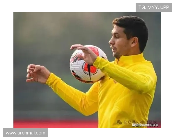 最矮的足球明星是谁他在绿茵场上的传奇故事与奋斗历程