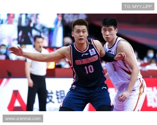 杭州网球队以52分领跑世界杯积分榜展现强大实力与团队合作精神 杭州网球队以52分领跑世界杯积分榜展现强大实力与团队合作精神