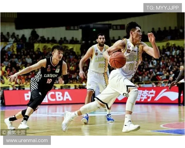 杭州篮球队耐力展现引发联赛热议全场表现值得关注